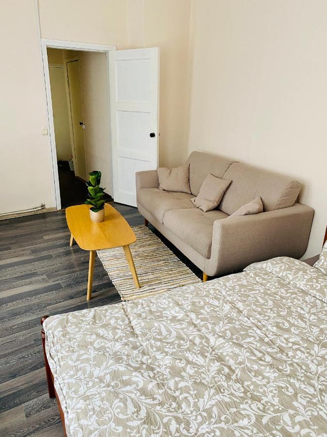 1 Bedroom Apartment Near Kadriorg Swan Pond Tallinn Exteriér fotografie